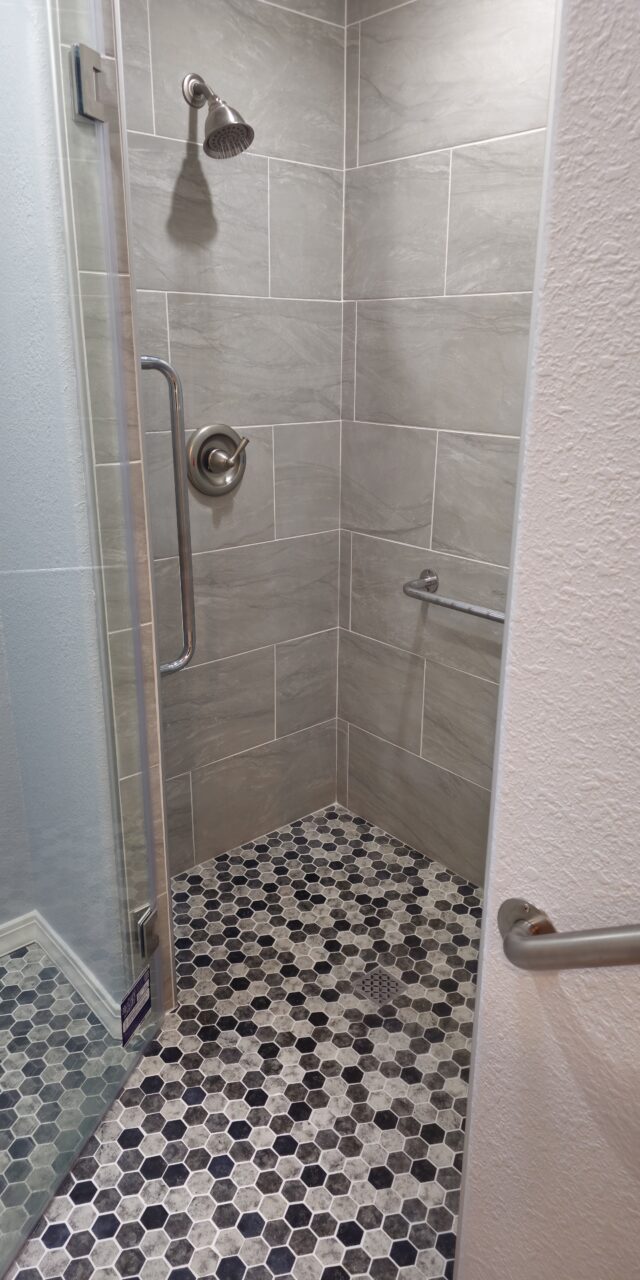 https://jedibldrs.com/wp-content/uploads/2026/02/Curbless-Shower-640x1280.jpg