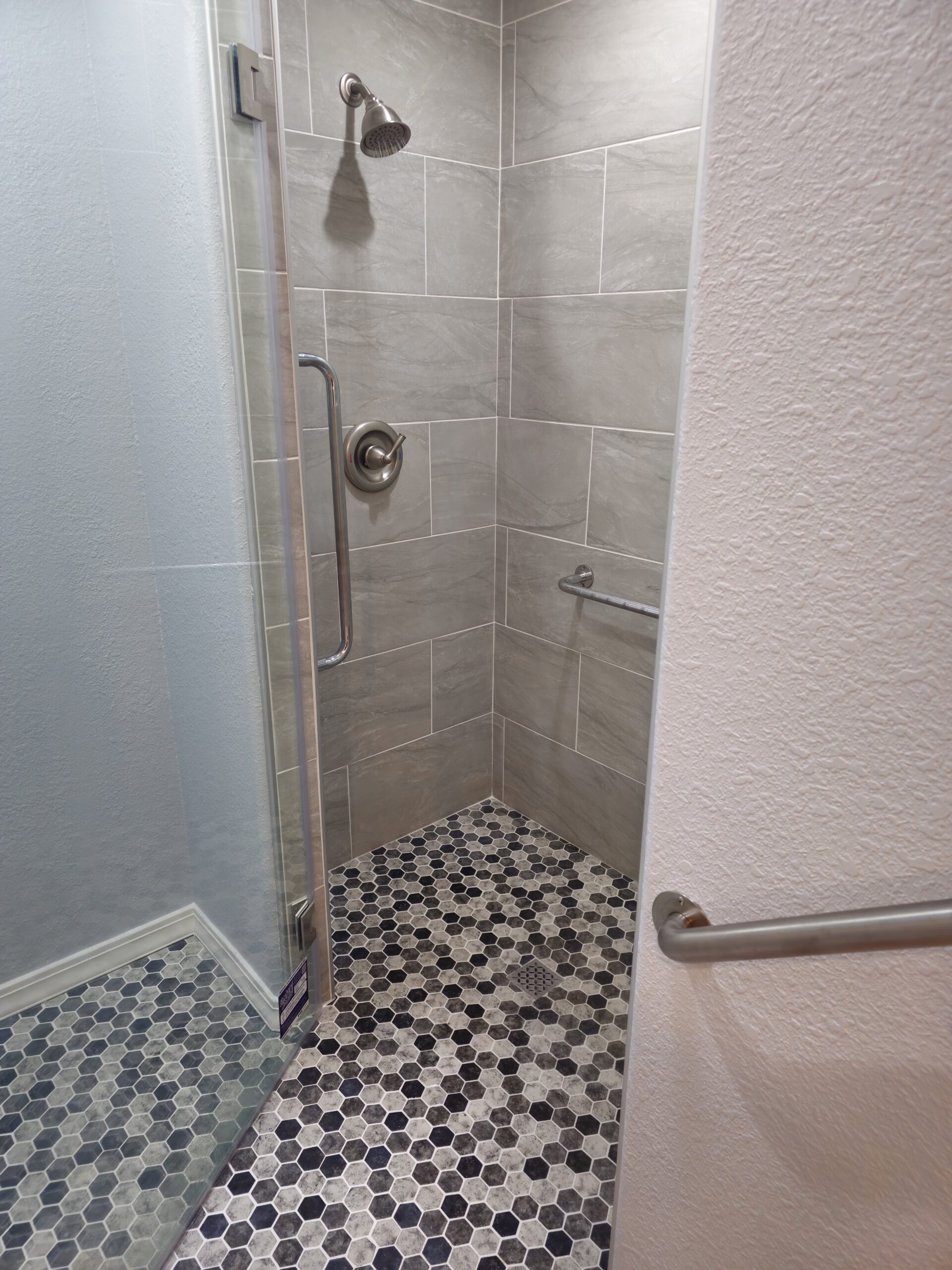 https://jedibldrs.com/wp-content/uploads/2026/02/Curbless-Shower-scaled.jpg